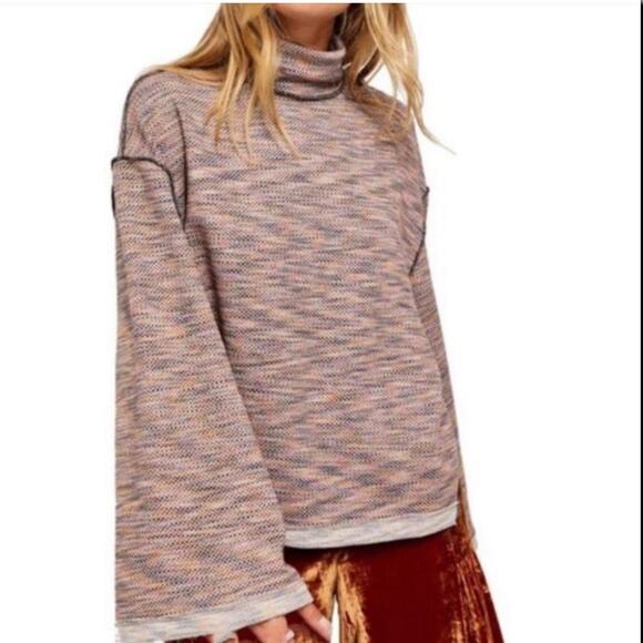 We  the Free Women Oversized Turtleneck Sweater  “Autumn Pearl “  Sz. Lrg NWT - Picture 1 of 9
